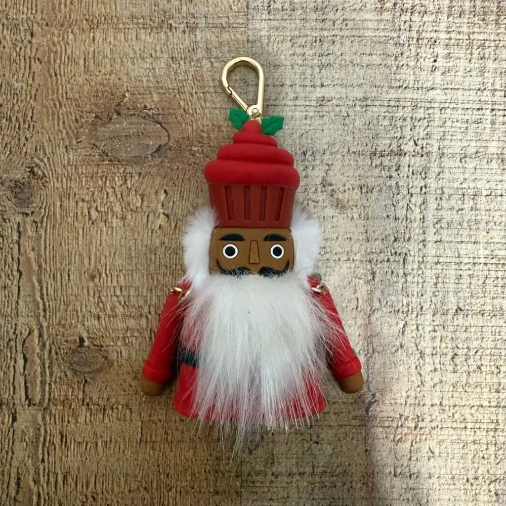 Bath & Body Works Wearable Nutcracker  Hand Sanitizer Pocket Bac Holder Light Up